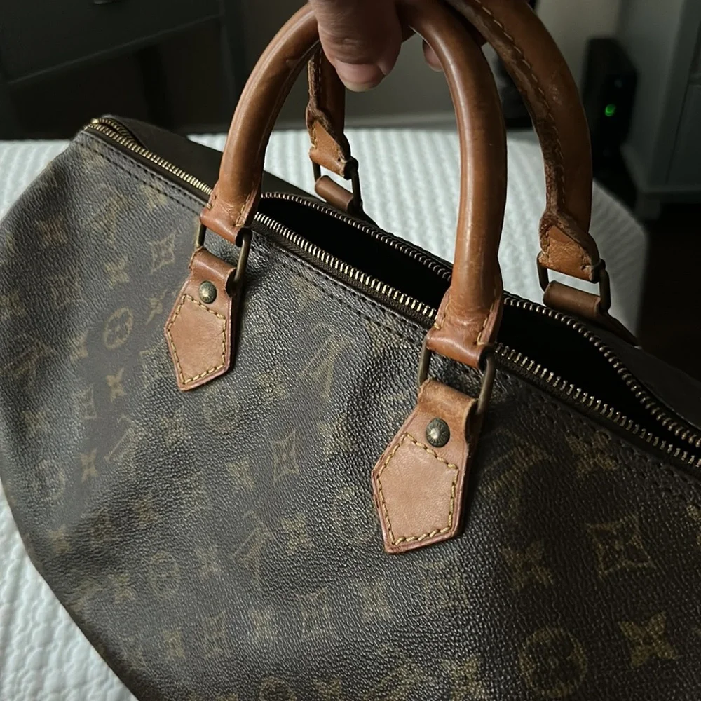 Louis Vuitton speedy 40 COA included - Picture 10 of 16
